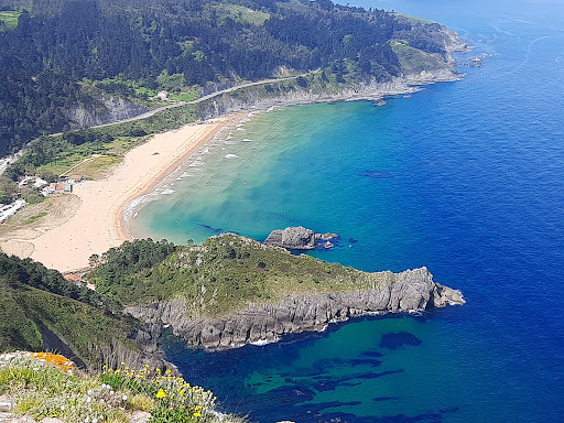 Laga hondartza