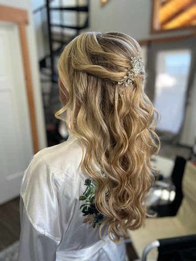 Styled by DaraLyn - Visual