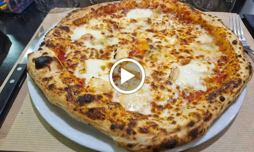 Photo 2 - Pizza Folie's 25420