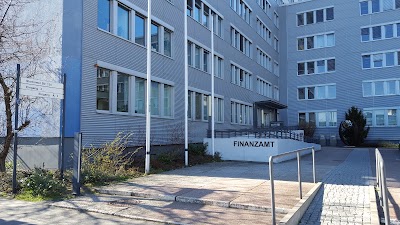 Photos of Finanzamt Pankow/Wei&szlig;ensee
