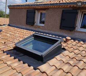 Photo n°7 de Alliance Pro BTP - Couvreur zingueur isolation détection de fuites à Le Loroux-Bottereau (Fournisseur de fenêtres)