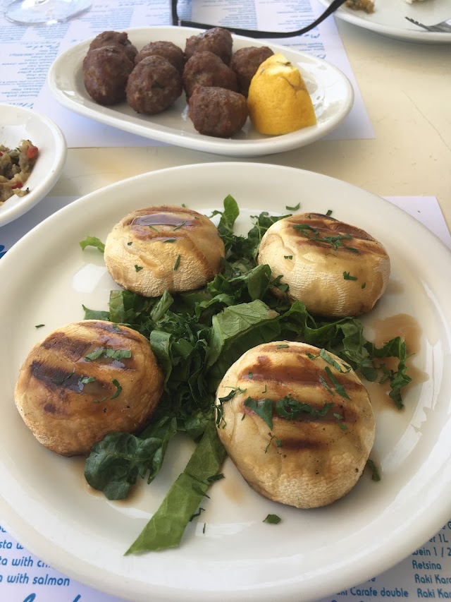 Kyma Mezedopolio - Ouzeri