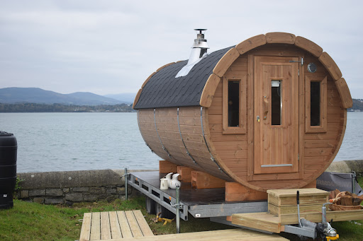 Seacoast Sauna - Beaumaris Beach Sauna (Anglesey)