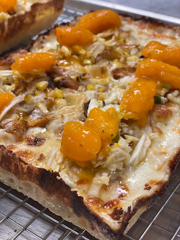 Side Door Pizza by null