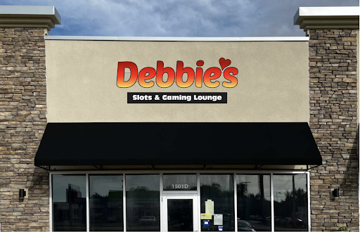 Debbie's Slots - Springfield - Visual
