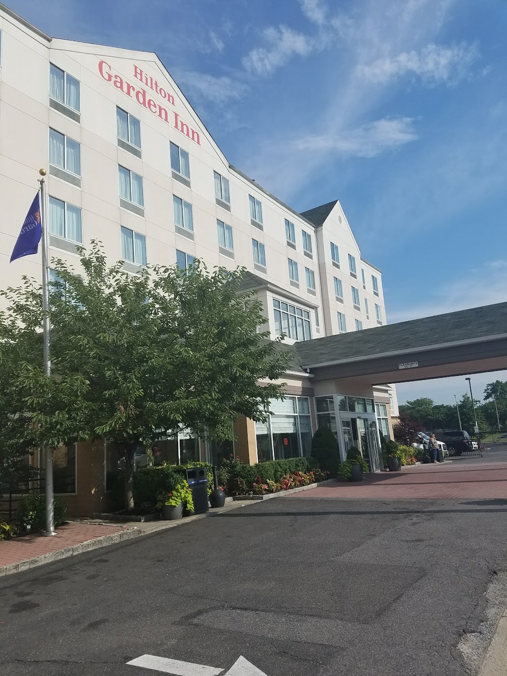 Park Sleep Fly Packages At Hilton Garden Inn Jfk Airport From 235