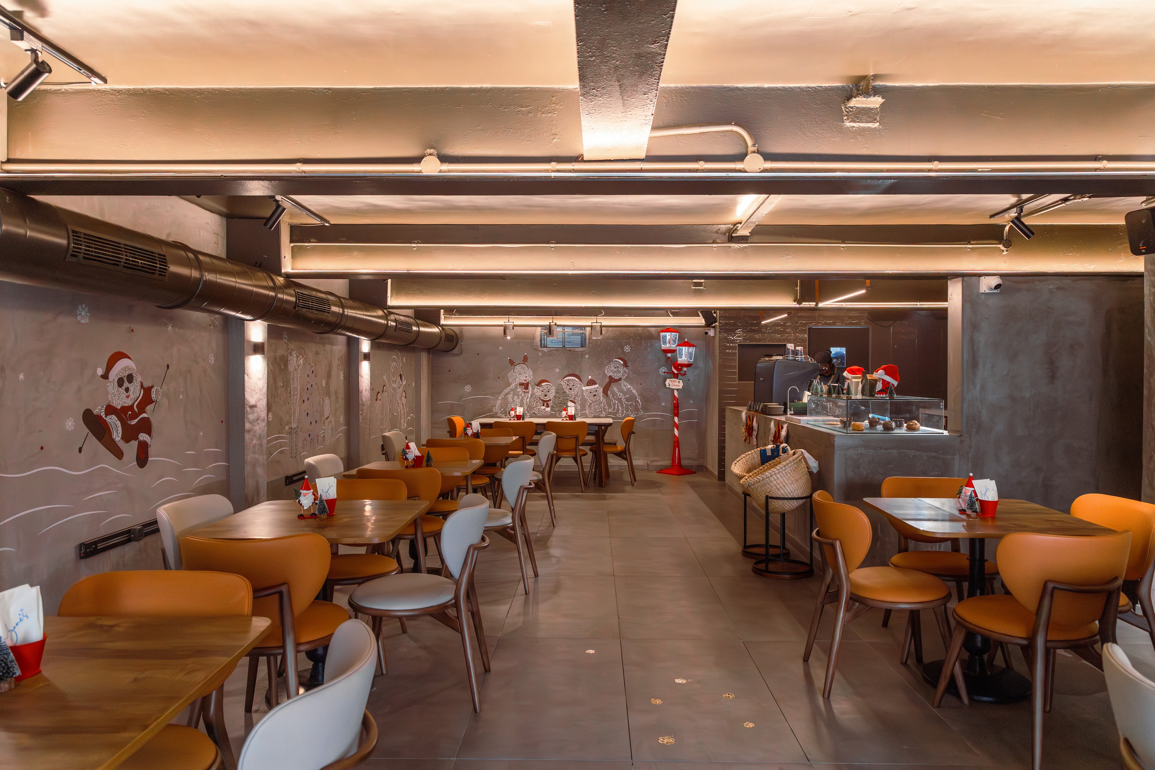Zane's Cafe - Pet-Friendly Café in Mumbai