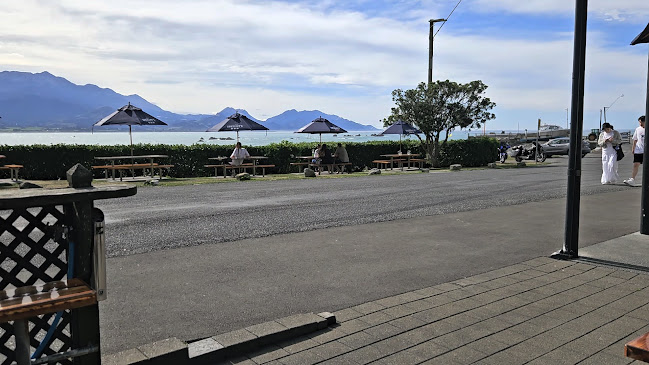 Reviews of The Pier Hotel in Kaikoura - Night club