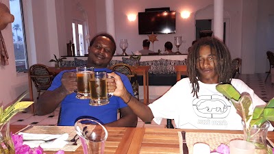 Photos of La Bougainvillea
