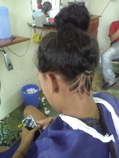 Photos of Cousins ​​(Barber Shop)