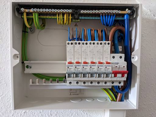 Spires Electrical - Visual