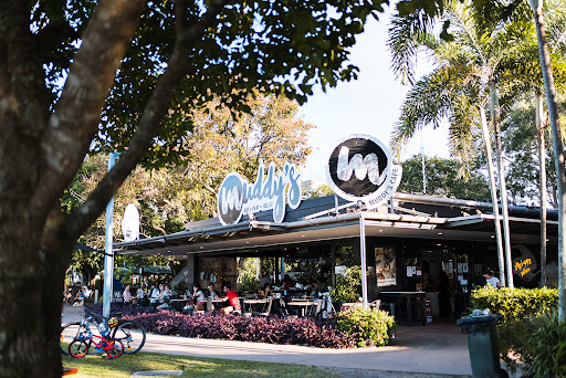 Muddy's Cafe - Visual