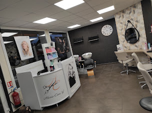 Photo n°4 de Alexia Créa'tif à Saint-Jean-d'Elle (Salon de coiffure)