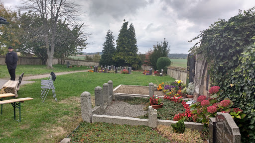 Neuer Friedhof Großzschepa