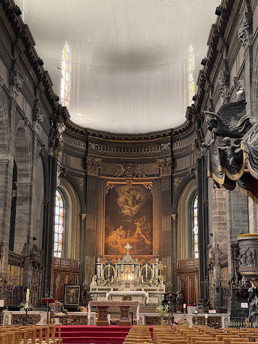 Église catholique Saint-Étienne - Église