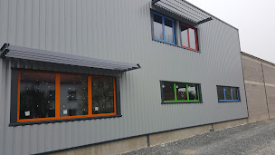 Photo n°2 de Menuiserie Nouvelle D.Boucheret à Saint-Yorre (Magasin de meubles)