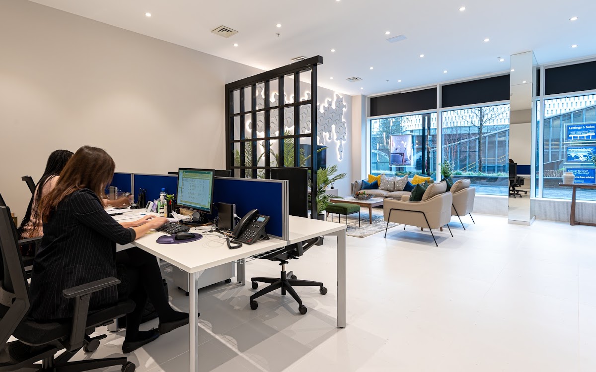 Benham & Reeves - White City Estate Agents