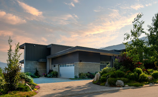 Bob Cameron PREC - RE/MAX Sea to Sky Real Estate Realtor