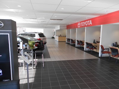 Photos of Laurel Toyota