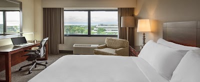 Photos of DoubleTree by Hilton Hotel Chicago-Schaumburg