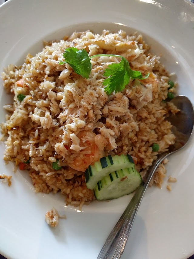 Satto Thai and Sushi Bar