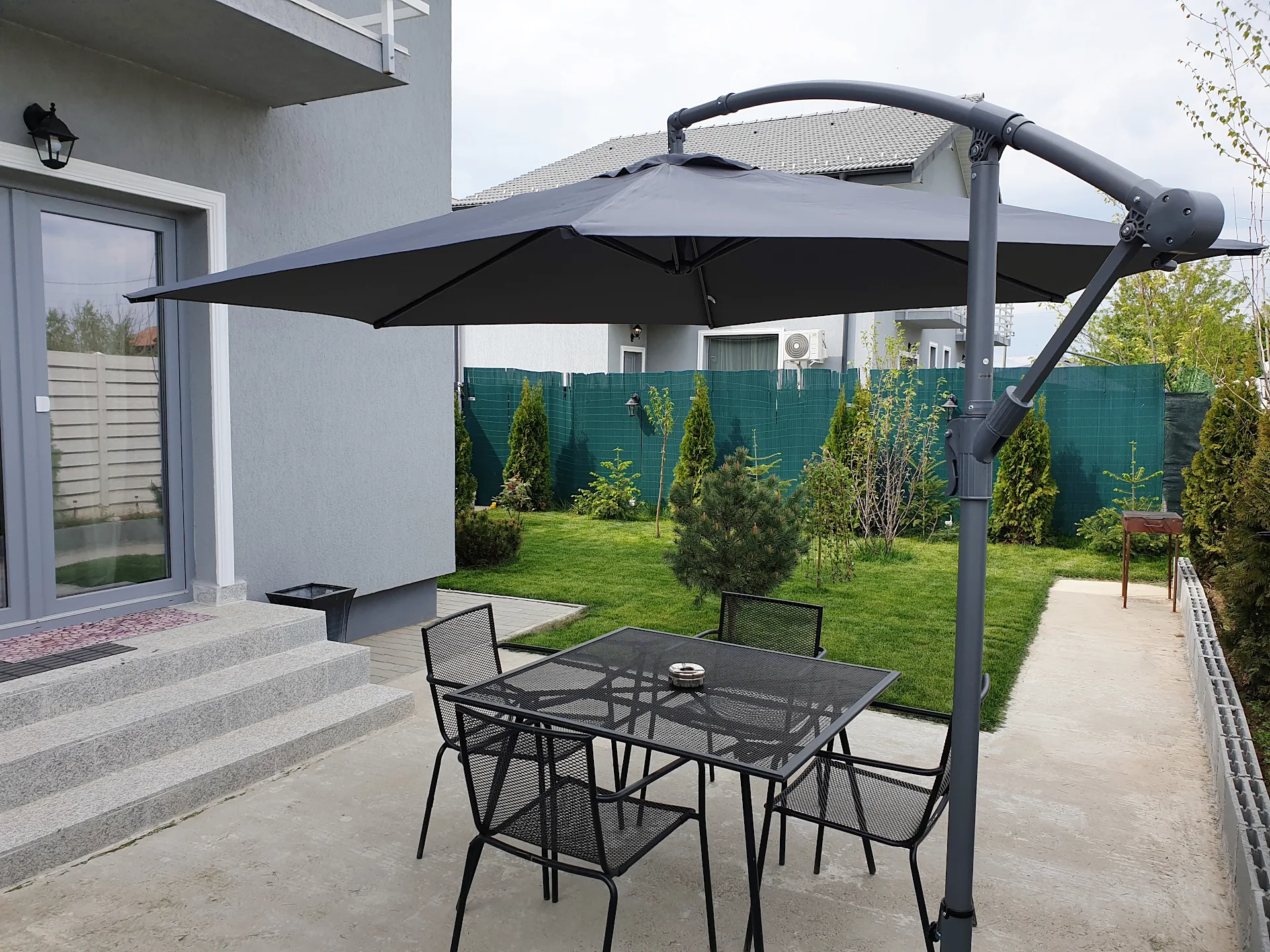 Villagrey Residence