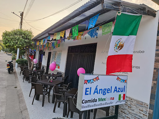 El ángel azul comida mexicana