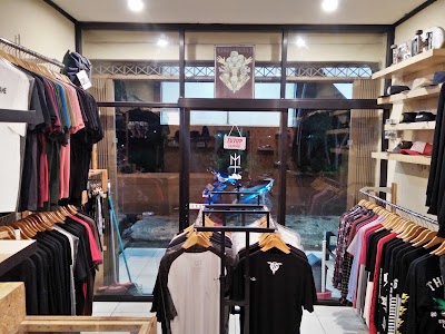 Photos of TheRisk Struggle Store