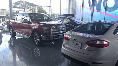 Photos of Ford