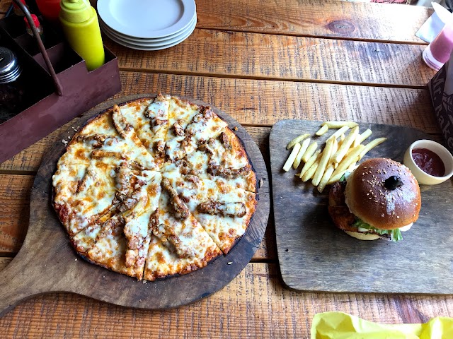 Ama Cafe