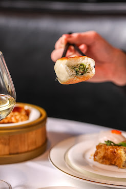 GOLDEN WUISH (THE DUCKHOUSE) by null