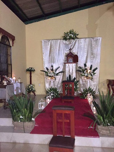 Photos of Maria Auxiliadora Church