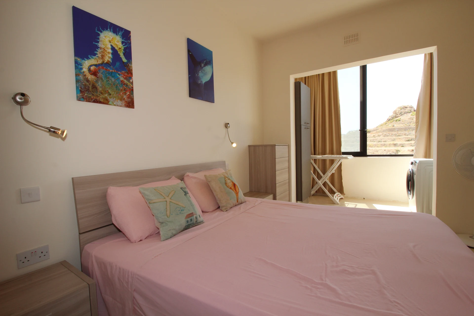 Atlantis 'Pauleman' Seaview Apartments