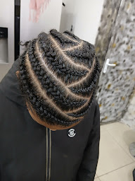 Photo n°24 de Keita One Salon de Coiffure à Marseille (Salon de coiffure)