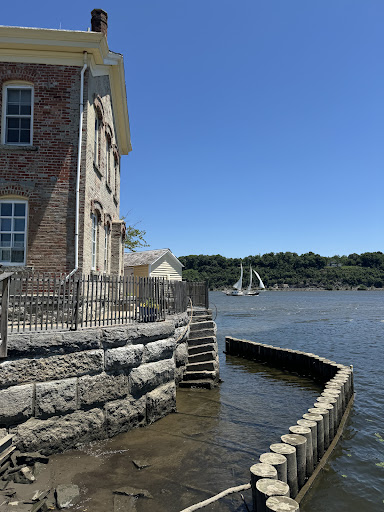 Saugerties Lighthouse Gallery - United States