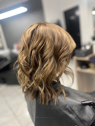 Photo n°3 de Hair Force à Villefontaine (Salon de coiffure)