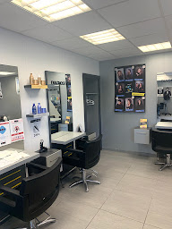 Photo n°4 de SWAGG COIFFURE à Orange (Magasin de produits de beauté)