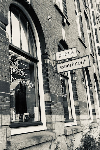 Perdu Bookstore