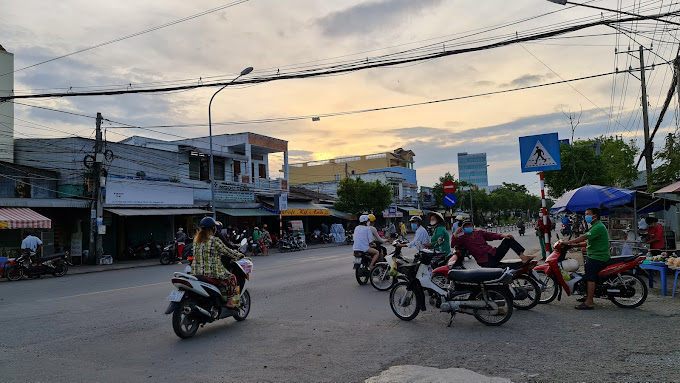 Chợ Cầu Treo