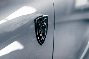 Photo n°7 de Peugeot GARAGE SAINT-PIERRE SARL à Neydens (Concessionnaire automobile)