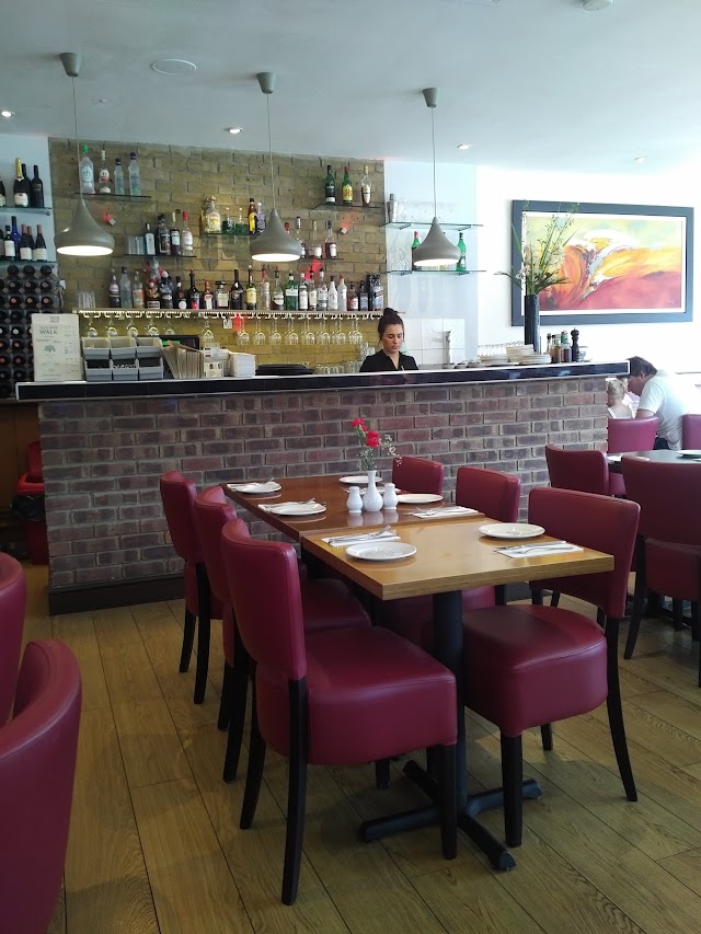 Bistro The Walk