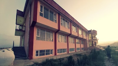 Alberoni University دانشگاه البیرونی