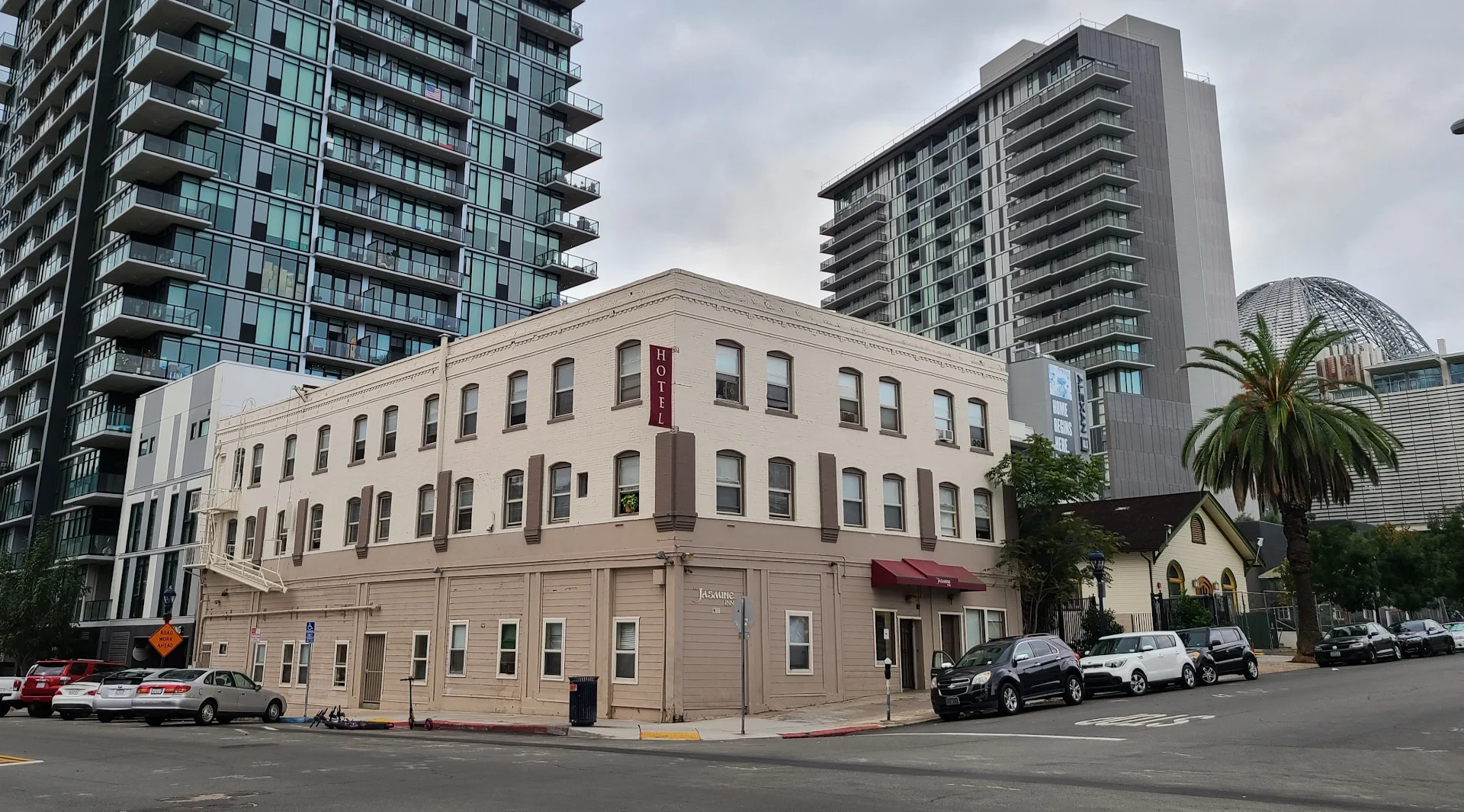 Jasmin Residence Inn