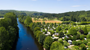 Photo n°66 de Camping le Paradis Dordogne 5 étoiles à Saint-Léon-sur-Vézère (Piscine)