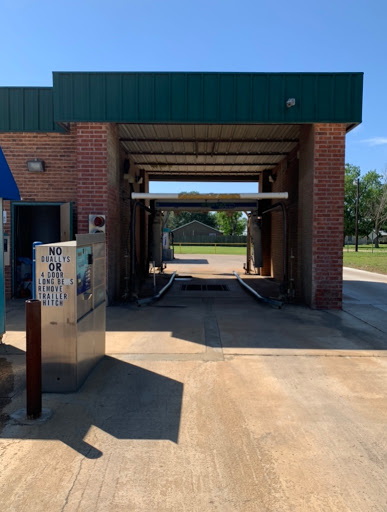 Eagles Corner Car Wash - Thumbnail