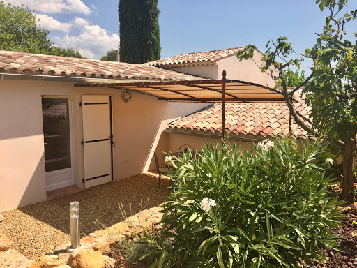 Photo de La bastide du mûrier - chambres d’hôtes - piscine - Jacuzzi - Cotignac - Provence - Var à Cotignac (83570)