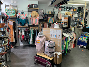 Photo n°31 de Extrem Atmosphère à Les Sables-d'Olonne (Magasin de vêtements de sport)