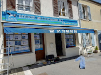 Stores de France à Melun