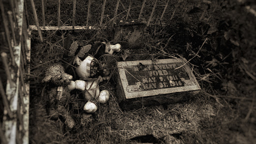 Pilot Knob Cemetery - Thumbnail