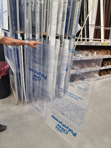 Comentarii opinii despre B&Q Cribbs Causeway